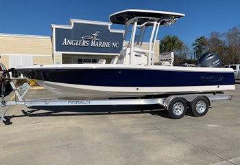 2022 Robalo 226 Cayman Biscayne Blue/White  Boat